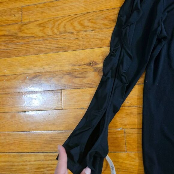 Banana Republic Blouse Women's Size Large Ruffled Long Sleeves - Picture 2 of 6